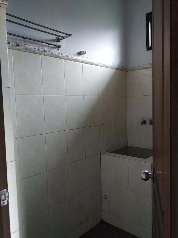 Hotel "Ngebel Indah" Экстерьер фото