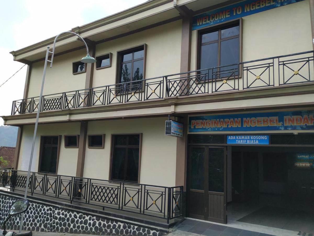 Hotel "Ngebel Indah" Экстерьер фото